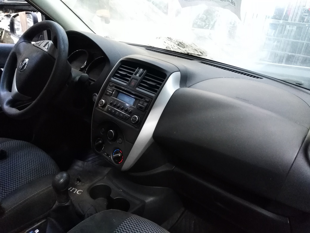  Nissan VERSA 2013    EN DESARME